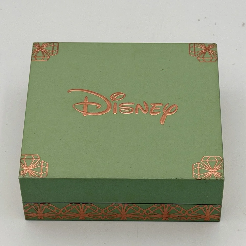 Beautiful Disney Believe In Your Dreams Crown Necklace Fine Silver Plated NIB
